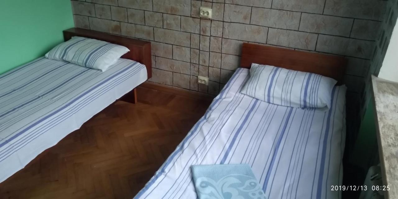 Уютная Комната Гагра Екстериор снимка